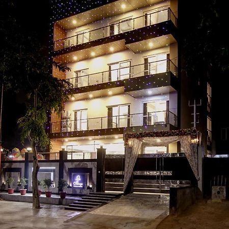 Hotel La Mirage Noida Zewnętrze zdjęcie